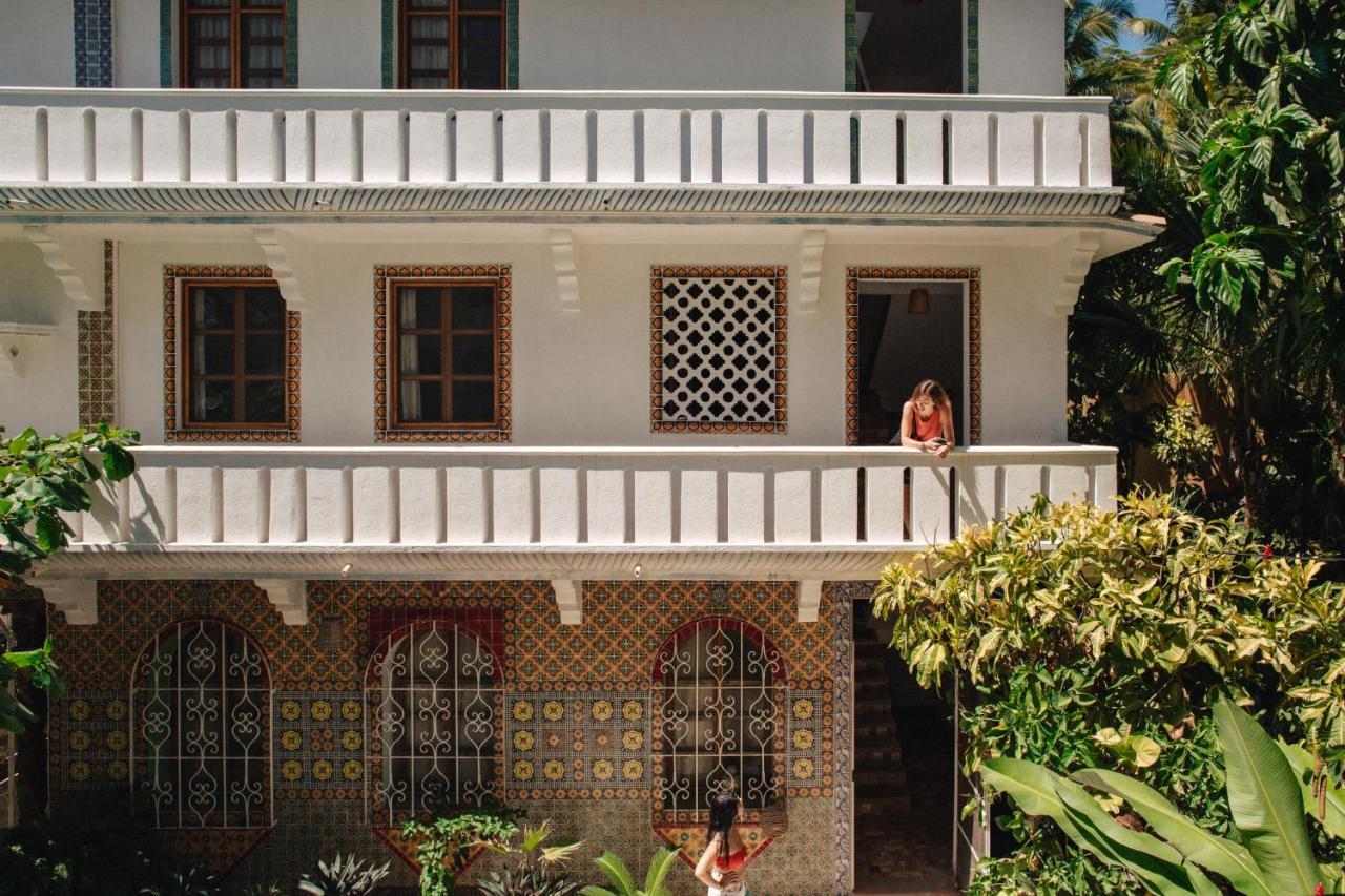 Tabachin Del Puerto Hostel Brisas de Zicatela Exterior photo